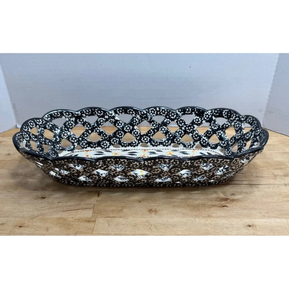 Temp-tations Old World Basket Bowl Black Lattice Ceramic Hand Painted Serving